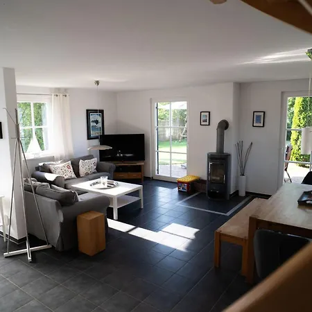Reetdachhaus - Reet Am Börgerende-Rethwisch